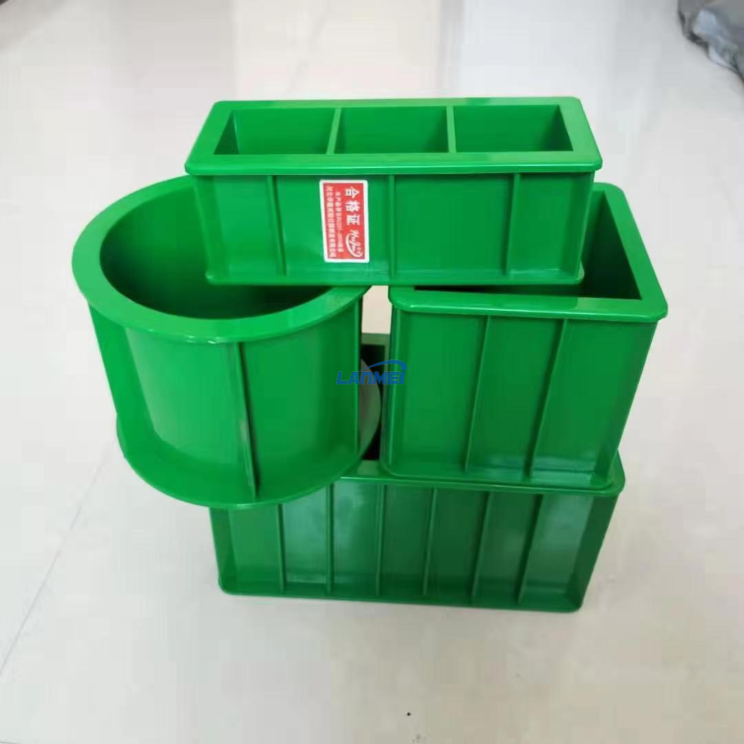 plast betong kub former