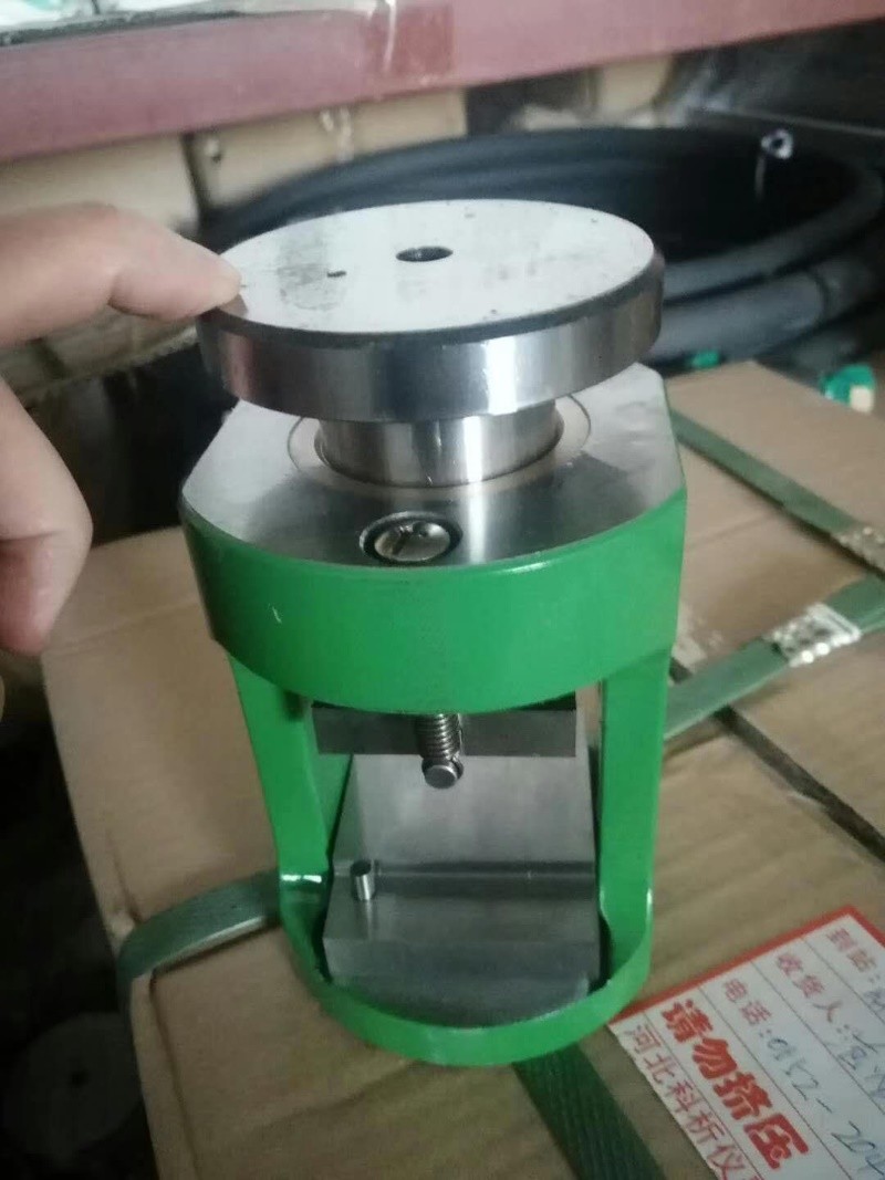 Cement MorTel Prism Flexural Jig
